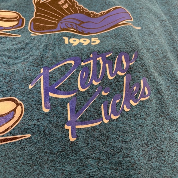 Retro Kicks T-Shirt 1986-1998 Blue Men’s Size Large - Picture 11 of 11
